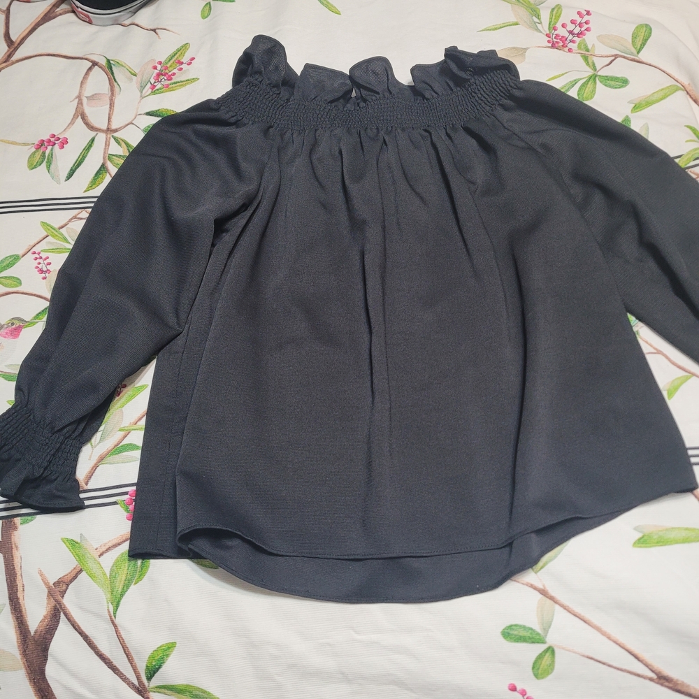 Tuckernuck Maugerite Off-Shoulder Ruffle Top Size M Black - Picture 2 of 5